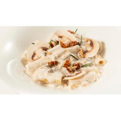 Pasta con parmesano y aceite de oliva